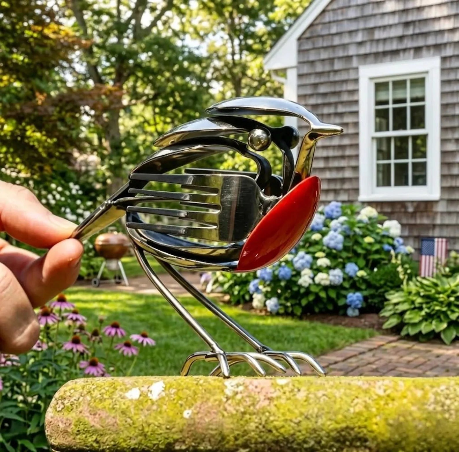 Handmade Metal Robin Garden Sculpture, Silver Outdoor Art Decoration Gift, Unique Ornament Gift for Bird lovers